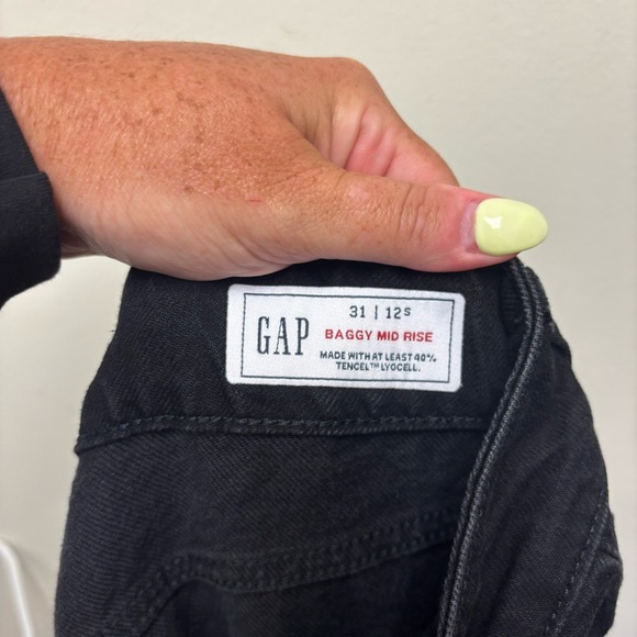 Gap Baggy Mid Rise Jeans - Picture 10 of 12